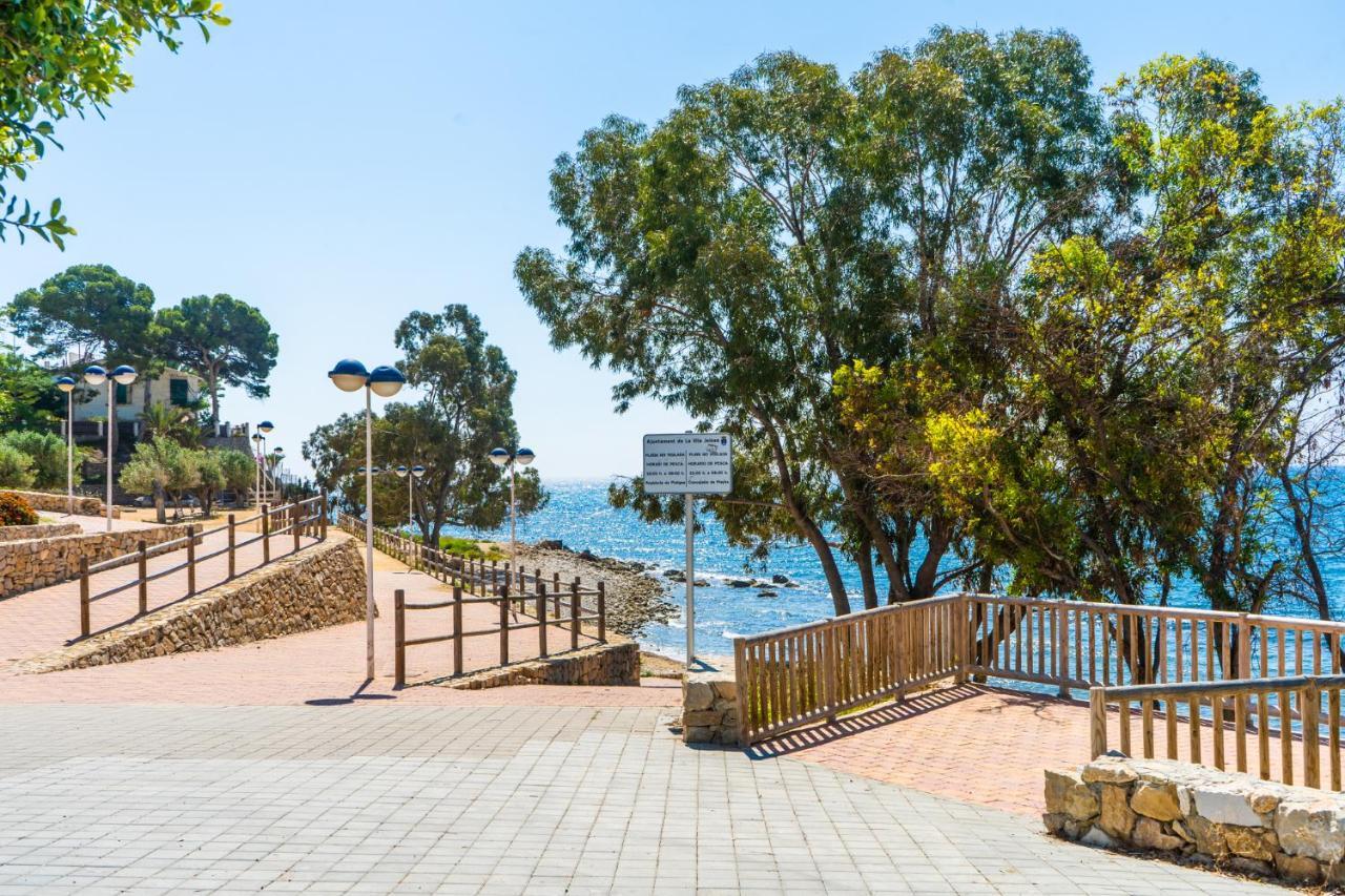 Primera línea de mar con piscina, gimnasio y parking 2 hab y 2 baños Villajoyosa  Exterior foto